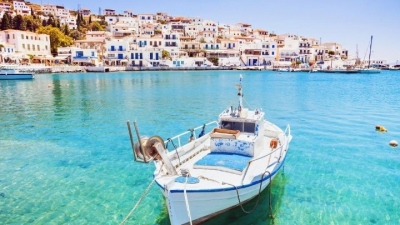Vogue: Κορυφαίος προορισμός του καλοκαιριού η Ελλάδα