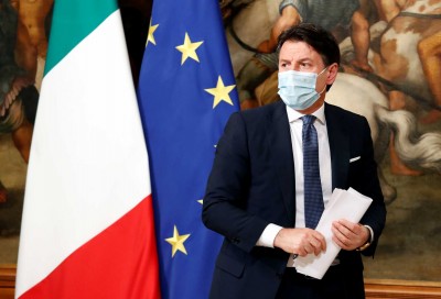 Ιταλός πρωθυπουργός: Θα είναι διαφορετικά Χριστούγεννα, αλλά όχι λιγότερο αυθεντικά