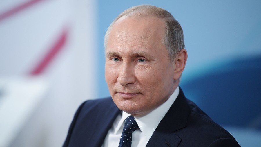Putin: Συντάξεις στα 60 για τις γυναίκες και στα 65 για τους άνδρες