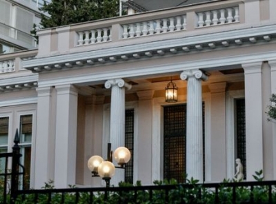 Παράσταση διαμαρτυρίας των δικηγόρων στο Μέγαρο Μαξίμου - Ζητούν μέτρα στήριξης