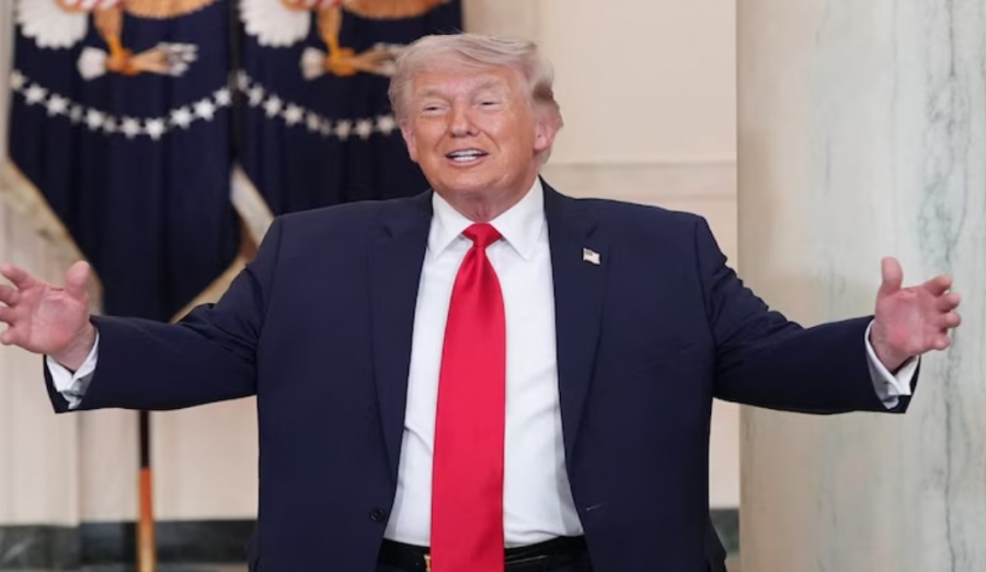 Αλλοπρόσαλλες δηλώσεις Trump: Δεν έχω ιδέα εάν πετύχουν οι διαπραγματεύσεις με Ιράν... θα τις ξαναρχίσουμε