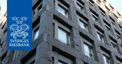Σουηδία: Η Riksbank υποχρεώνει όλες τις τράπεζες να παρέχουν μετρητά