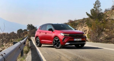 Opel Grandland 1.6T PHEV 2WD 224 PS: Τέρας οικονομίας και επιδόσεων!