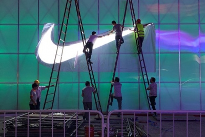 Τέλος εποχής για τη Nike: Εκτός S&P 100 μετά από 18 χρόνια... συρρικνώθηκε κατά 80% η χρηματιστηριακή της αξία