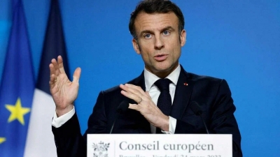 Ο Macron καταδικάζει τα επεισόδια στη Γαλλία: Δεν θα υποχωρήσουμε στη βία