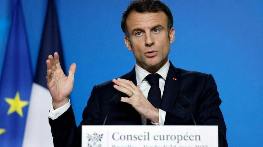 Ο Macron καταδικάζει τα επεισόδια στη Γαλλία: Δεν θα υποχωρήσουμε στη βία
