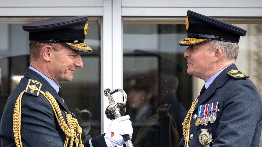 Κάτι σκοτεινό ετοιμάζει η συμμαχία των μιαρών - Εσπευσμένα στο Κίεβο ο νέος Βρετανός Αρχιστράτηγος Anthony Radakin