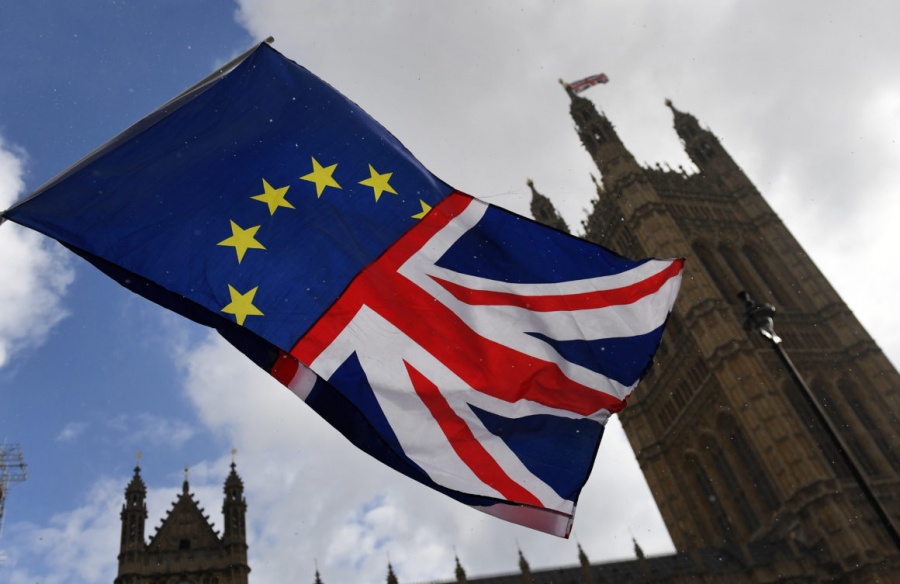 Δημοσκόπηση Sky: Υπέρ ενός Brexit με συμφωνία η πλειοψηφία των Βρετανών