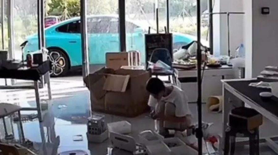 Xiaomi εναντίον Apple: Η πρώτη «σύγκρουση» έγινε χωρίς οδηγό