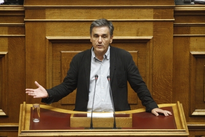 Τσακαλώτος: Απατεωνιά Μητσοτάκη οι εξαγγελίες στη ΔΕΘ