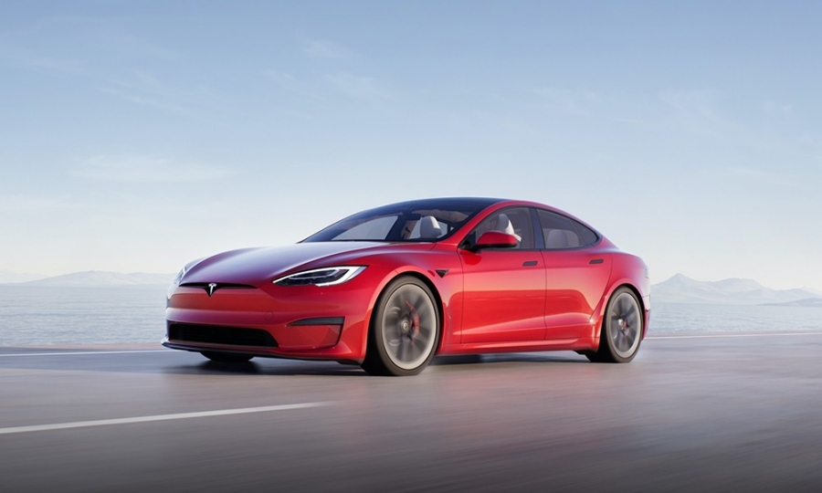 Γιατί το μοντέλο S της Tesla είναι αποτυχημένο - Τι αναφέρει ειδικός και πρώην παρουσιαστής του Top Gear