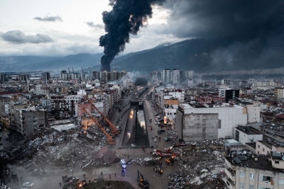 Το τρομακτικό video από τη στιγμή που ο φονικός σεισμός χτυπά την Τουρκία – Σείεται η γη