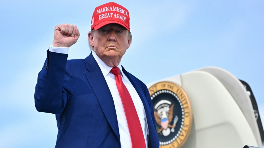 Γιατί οι ΗΠΑ δεν επιδιώκουν αλλαγή καθεστώτος στο Ιράν – Η νέα αμερικανική στρατηγική στην Μέση Ανατολή: Αποτροπή, χωρίς νέα προβλήματα