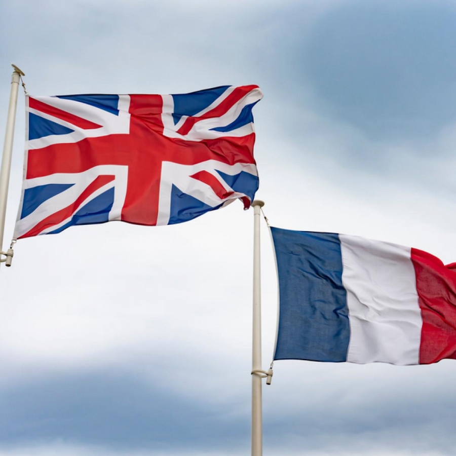 Βρετανία - Γαλλία κοντά σε συμφωνία για τον εντοπισμό και την προληπτική αποτροπή παράνομης μετανάστευσης στη Μάγχη