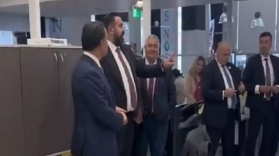 Μήνυση στον CEO που υποδείκνυε στους εργαζόμενους το τι θα ψηφίσουν - «Επιχείρησε να εκβιάσει και τρομοκρατήσει εργαζόμενους»