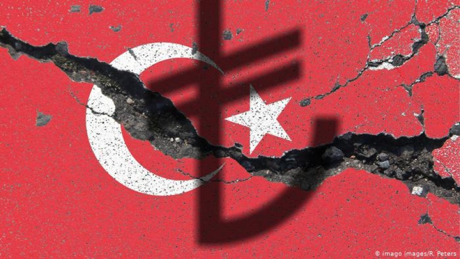 Die Welt: Με νέα κατάρρευση απειλείται η τουρκική λίρα - Πλώρη για νέα ρεκόρ πτώσης