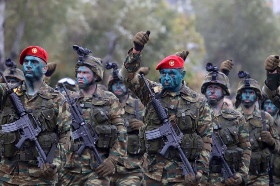 Έκτακτη άσκηση των ειδικών δυνάμεων – Προβλέπει και ανακατάληψη βραχονησίδας – Καλή επιτυχία από τον Π. Καμμένο