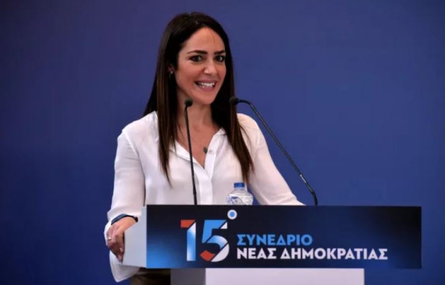 Μιχαηλίδου (Υπουργός Εργασίας): Στόχος μας ο κατώτατος μισθός να φθάσει τα 950 ευρώ μέχρι το 2027