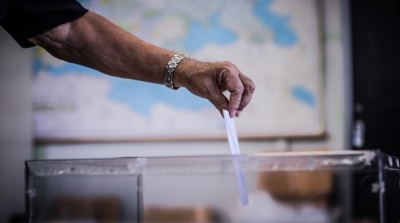 Απίστευτο κι όμως αληθινό: Ψηφοφόρος στη Λάρισα μπερδεύτηκε και έριξε 175 ευρώ στην κάλπη