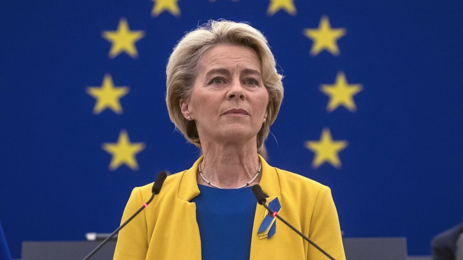 Πρόταση μομφής κατά της Ursula Von der Leyen κατέθεσαν 72 Ευρωβουλευτές