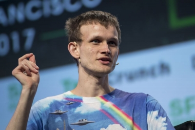 Buterin: Οι άνθρωποι ακόμα δεν καταλαβαίνουν την ανωτερότητα των πληρωμών με κρυπτονομίσματα