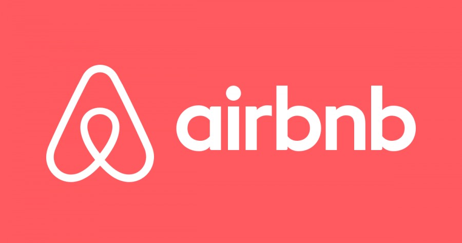 WSJ: Αρχική δημόσια πρόταση ετοιμάζει στις ΗΠΑ η Airbnb