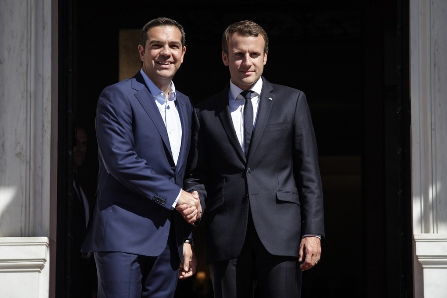 Στο «γαλλικό κλειδί», καταφεύγει ο Τσίπρας για να αντιμετωπίσει τα αδιέξοδα της πολιτικής του