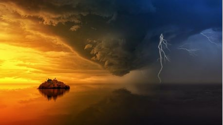 Ρεκόρ ψύξης - θέρμανσης στον πλανήτη: Οι ΗΠΑ παγώνουν, η Ευρώπη καταρρίπτει ρεκόρ ζέστης 150 ετών