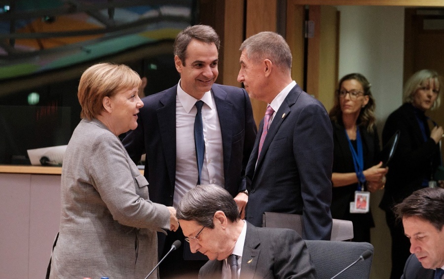 Σκληρές διαπραγματεύσεις στη Σύνοδο Κορυφής για τον προϋπολογισμό της Ε.Ε. - Μητσοτάκης: Ξεκάθαρη η εθνική γραμμή