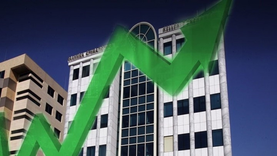 Λίγο μετά το άνοιγμα του ΧΑ – Με τράπεζες και ΔΕΗ πάνω από τις 920 μονάδες