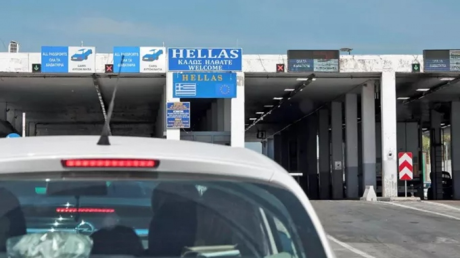 ΑΑΔΕ: Δεσμεύτηκαν 1.000.000 ευρώ από τα τελωνεία και 140.000 λαθραία πούρα και τσιγάρα