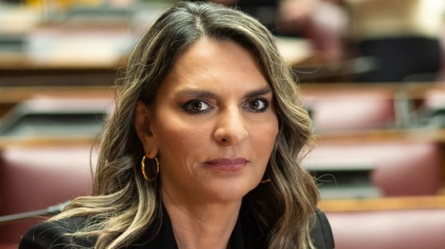 Πέρκα: Δεν παραδίδω την έδρα - Τον ΣΥΡΙΖΑ τον πονάω και δεν μπορώ να τον κατηγορούν