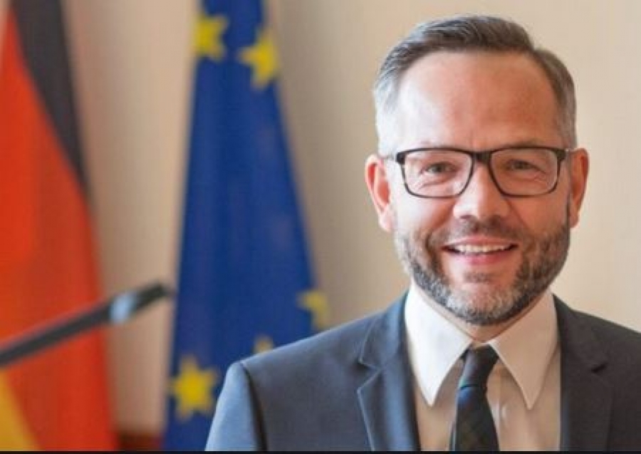 Roth (Γερμανία): Από τους στενότερους συμμάχους μας εντός ΕΕ η Ελλάδα - Μακριά από μια ευρωπαϊκή προοπτική η Τουρκία