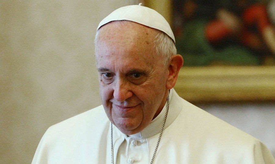 Ο Πάπας Φραγκίσκος ζητά την αποστολή του εμβολίου σε φτωχούς και ευάλωτους