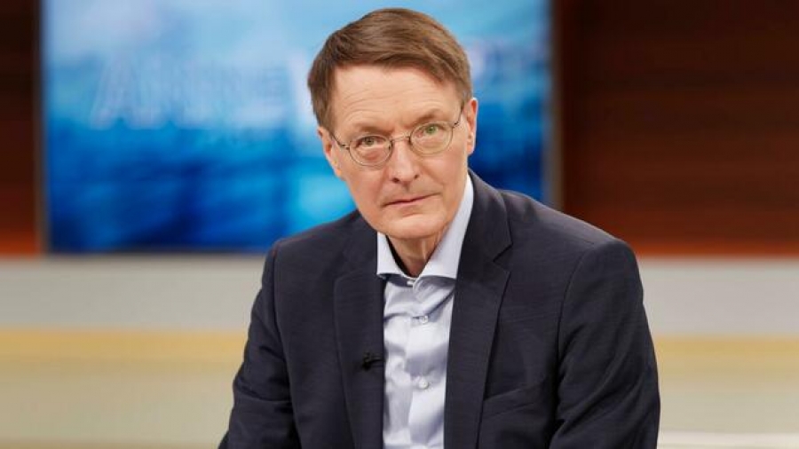 Γερμανία: Ένα βήμα πιο κοντά στον υποχρεωτικό εμβολιασμό για Covid, ενισχυτικές δόσεις για παιδιά