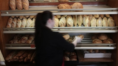 Πρόστιμα της Περιφέρειας Αττικής σε φούρνους «Χωριάτικο» και «Απολλώνιον»