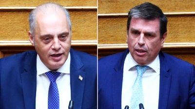 Ροντέο η Βουλή για το μετανστευτικό - Καιρίδης: «Ο Βελόπουλος είναι ένα αντεθνικό και ανθελληνικό πρόβλημα»