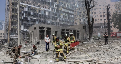 Η Ρωσία διαψεύδει το Κίεβο: Δεν πλήττουμε πολιτικούς στόχους