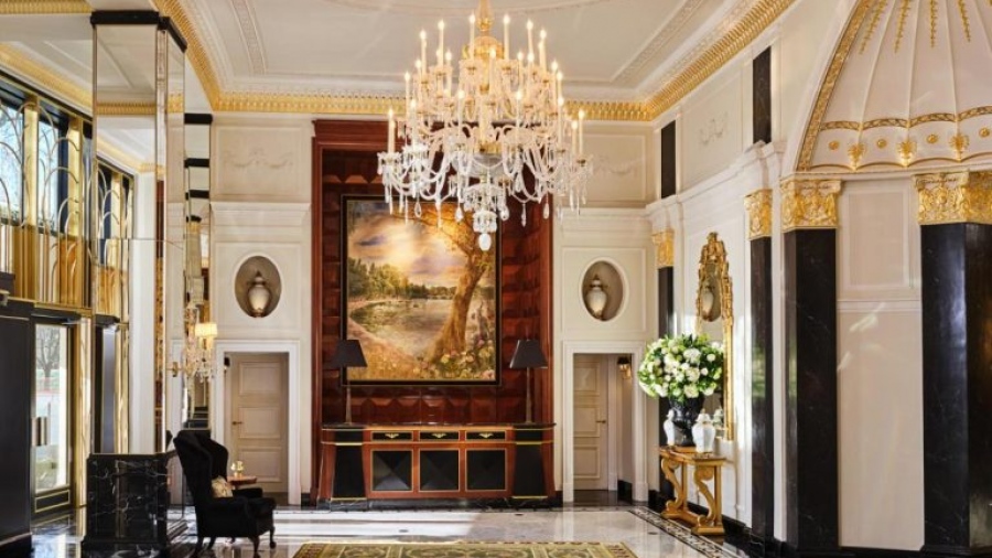 Πώς οι ταξιδιώτες υψηλού πλούτου ενισχύουν τα ευρωπαϊκά ξενοδοχεία