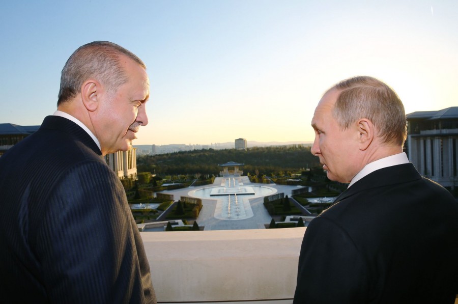 Erdogan σε Putin: Η Αρμενία πρέπει να αποσυρθεί και να εκκινήσουν διαπραγματεύσεις