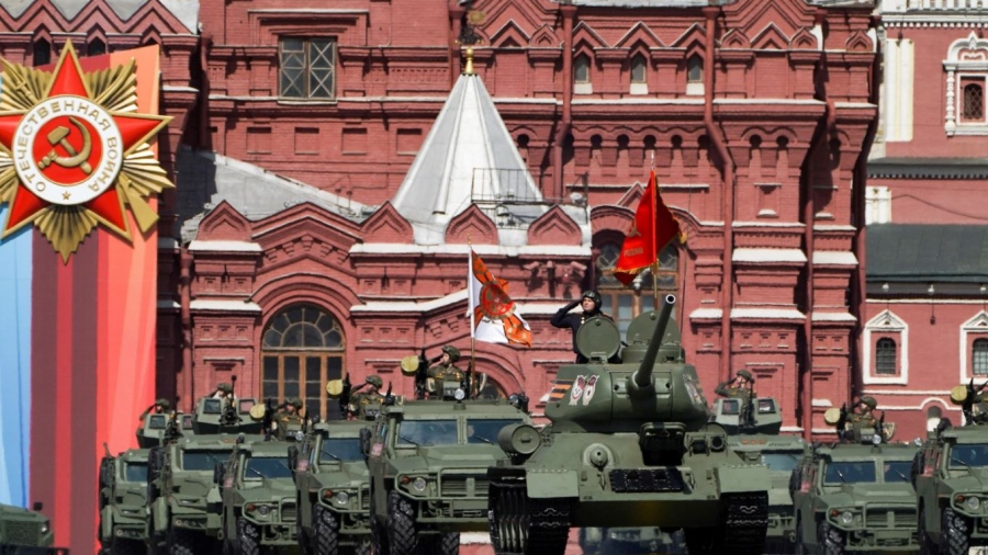 Ηχηρό μήνυμα από Ρωσία: Ο φασισμός σηκώνει ξανά κεφάλι στην Ευρώπη