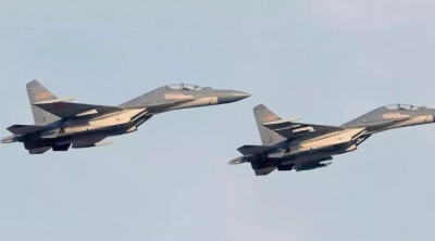 Το Υπουργείο Άμυνας Κίνας προειδοποιεί την Ιαπωνία για τις αναγνωριστικές πτήσεις στην Ανατολική Θάλασσα