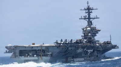 Trump: «Ούτε κατά διάνοια μεγάλη» η αποστολή του USS Abraham Lincoln – Σχεδόν εννέα μήνες στη θάλασσα το πλήρωμα