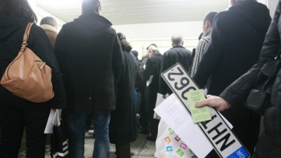 Επιστρέφονται για τις γιορτές οι πινακίδες κυκλοφορίας που αφαιρέθηκαν από την Τροχαία