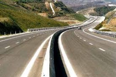 Τα διόδια με το χιλιόμετρο στην Ολυμπία οδό και το τέλος των πολλαπλών πομποδεκτών διοδίων από το Νοέμβριο