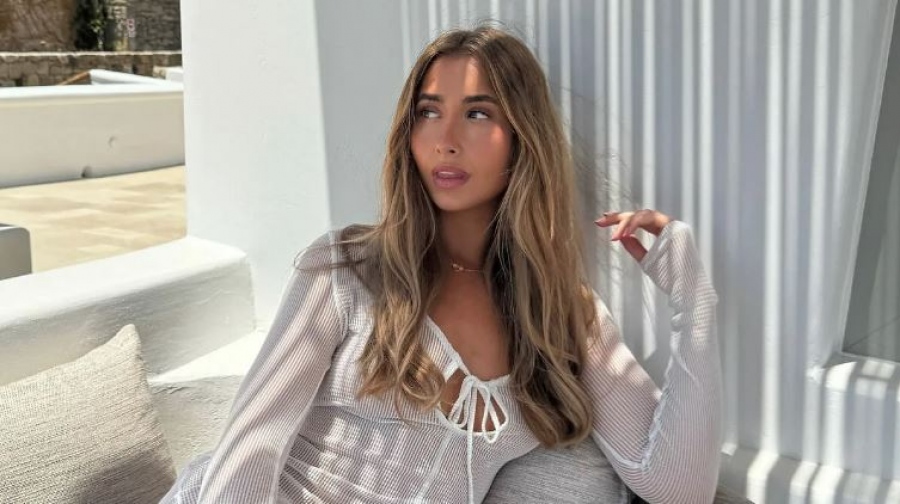 Από το όργιο με τους 1.113 άντρες στην... κολυμπήθρα! - Πορνοστάρ βαφτίστηκε και «προκαλεί»