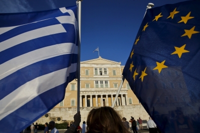 Καταπέλτης το Politico για Ελλάδα: O πόνος της λιτότητας παραμένει - Δυσβάσταχτο το κόστος ζωής παρά τις εξαγγελίες