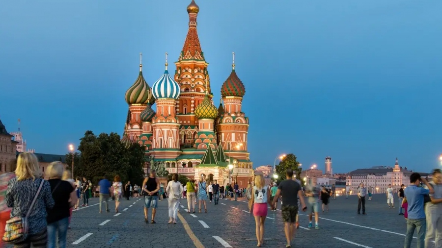 Ωμή παραδοχή Economist: Οι Ρώσοι ζουν καλά παρά τις κυρώσεις - Ανθεκτική η οικονομία της χώρας