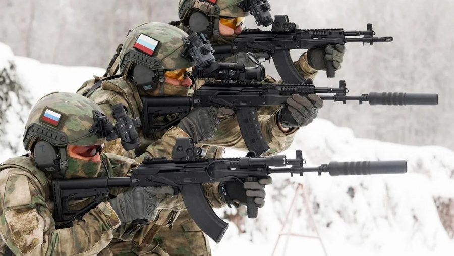 Το αθάνατο Kalashnikov αναβαθμίζεται - Το AK-12 αλλάζει τα δεδομένα στο πεδίο της μάχης