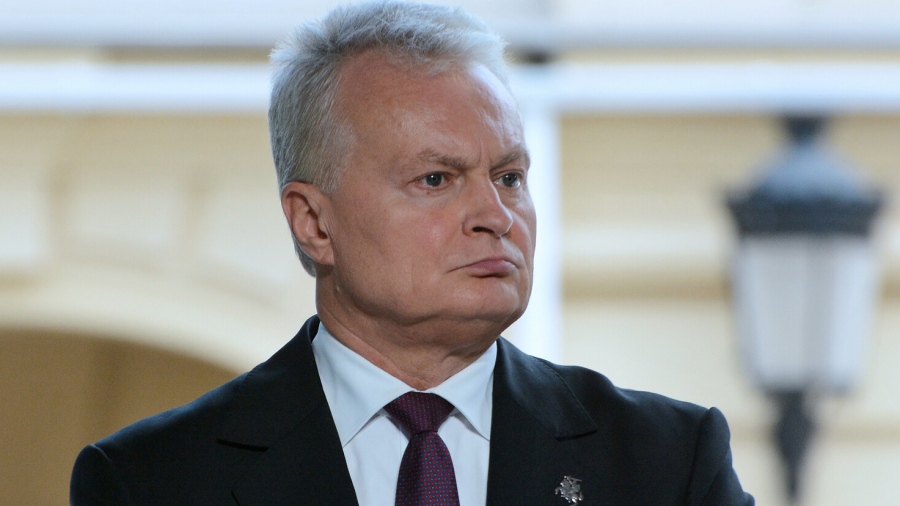 Ο Nauseda (πρωθυπουργός Λιθουανίας) αντιγράφει Trump: Θέλει να κάνει το NATO «μεγάλο ξανά»